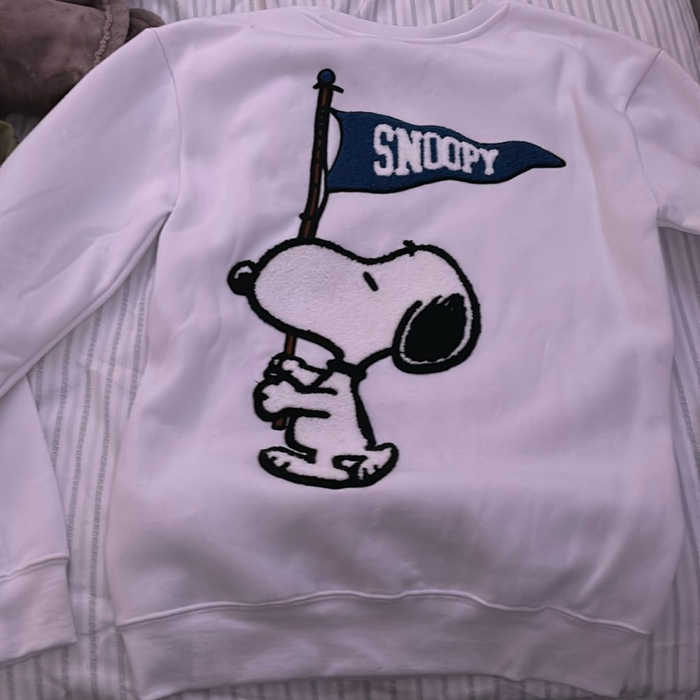Snoopy sweater